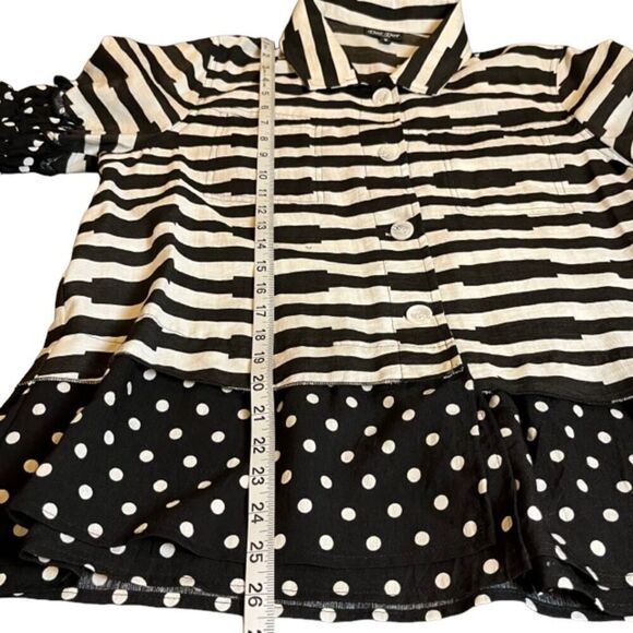 Dor Dor Couture Button Front, Bell Sleeve Black White Top Jacket Size Medium - Picture 12 of 13